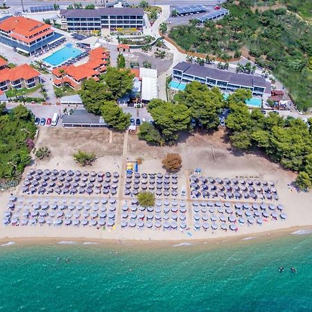 Lagomandra Beach Hotel ภายนอก รูปภาพ