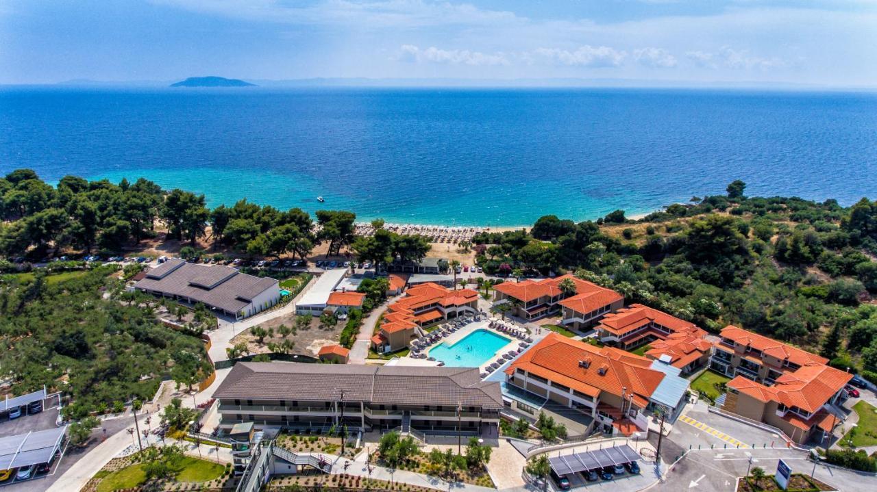 Lagomandra Beach Hotel ภายนอก รูปภาพ